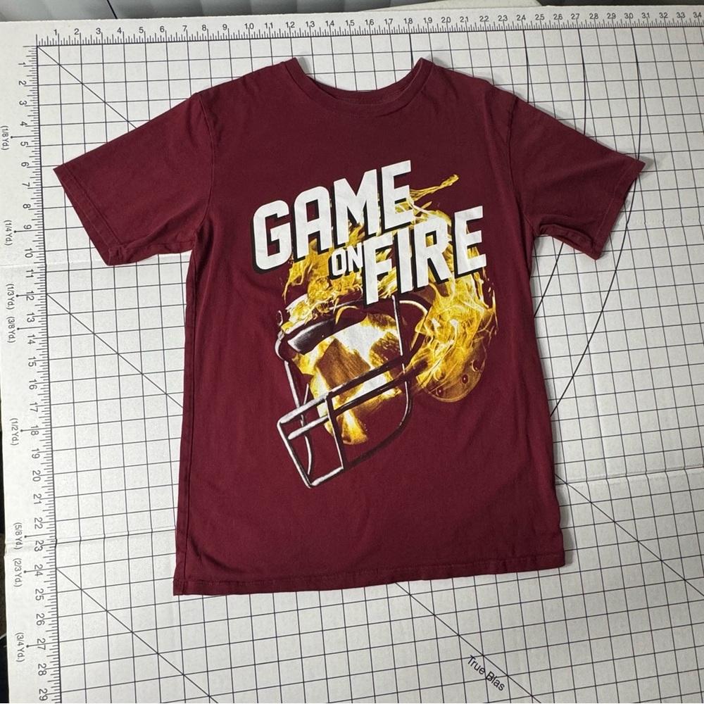 Children Place Red and Yellow Game On Fire T-Shirt Boys XL